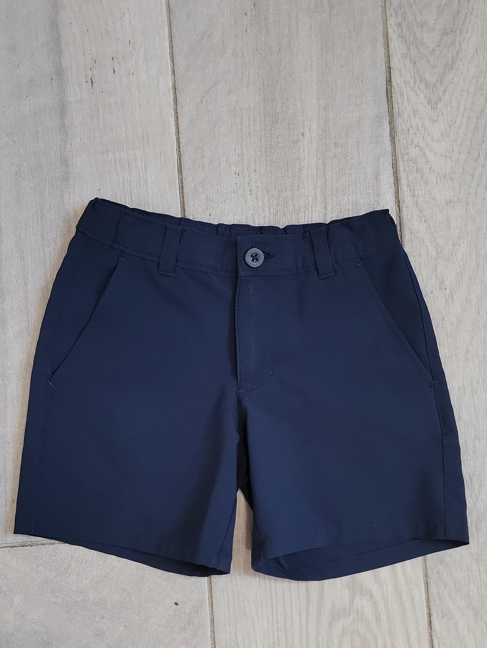 EUC Kids Izod Shorts – Size 4